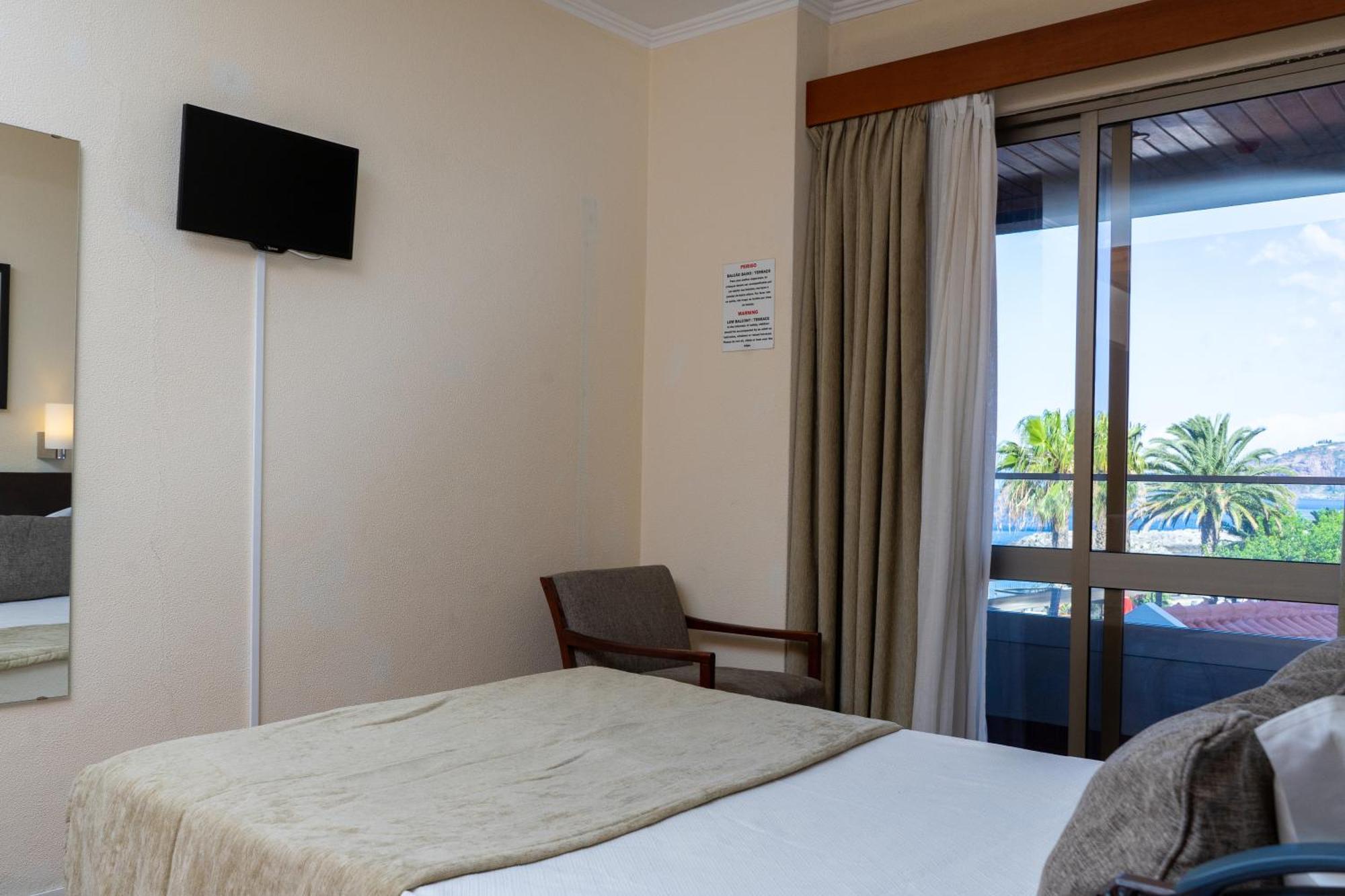 Flag Hotel Madeira - リベイラ・ブラーヴァ エクステリア 写真